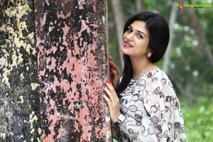 Shraddha Das Photos