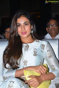 Sonal Chauhan in Sher Audio