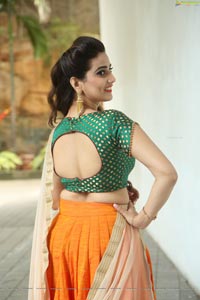 Telugu Anchor Manjusha