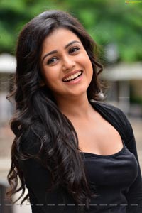 Mishti Chakraborty