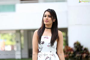 Raashi Khanna