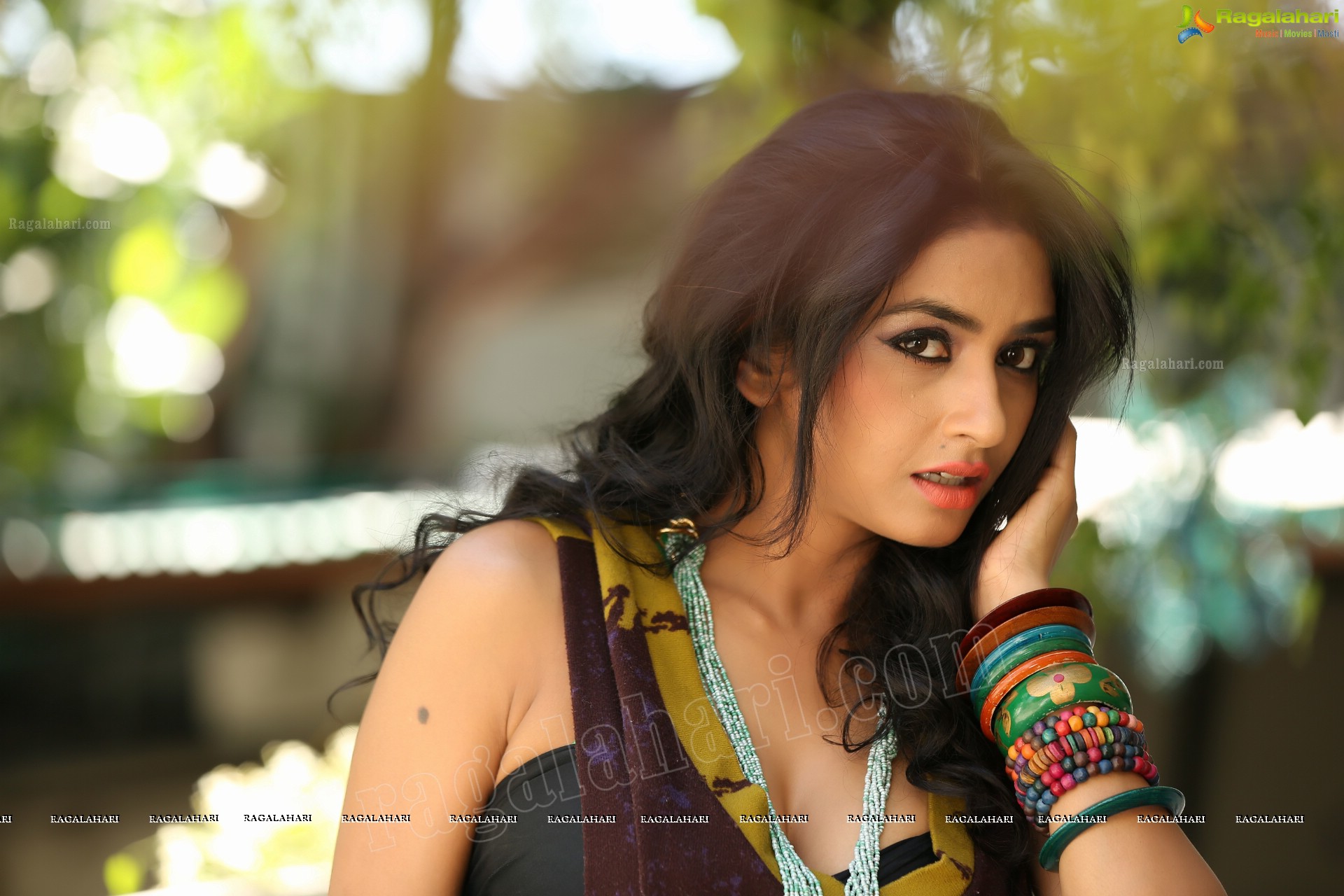 Pooja Sree (Exclusive) (High Definition)