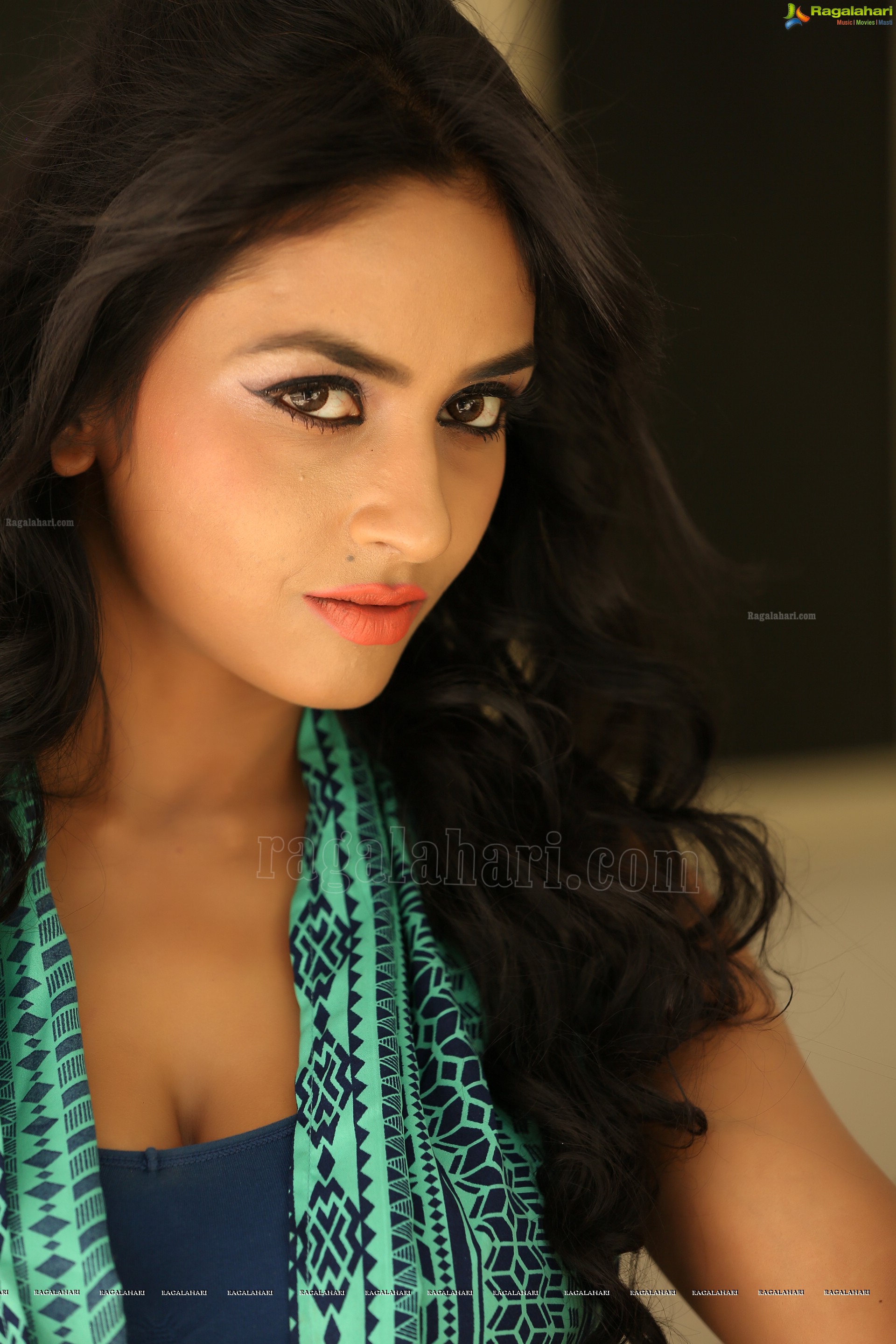 Pooja Sree (Exclusive) (High Definition)