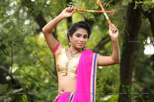 Vrushali Gosavi Photos