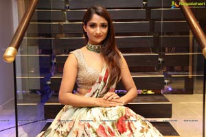 Sandhya Raju