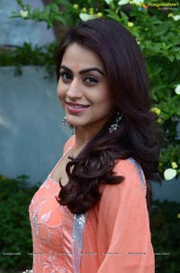 Aksha Pardasany