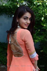 Aksha Pardasany