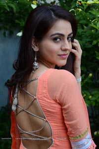 Aksha Pardasany