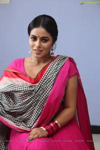 Heroine Poorna