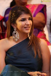  Lakshmi Manchu