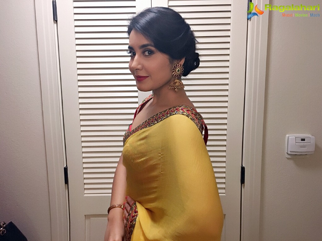 Raashi Khanna in Sleeveless Yellow Saree Photos