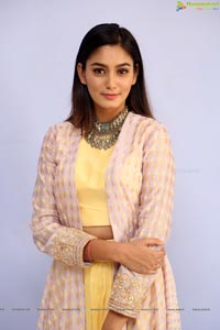 Sana Makbul Photos