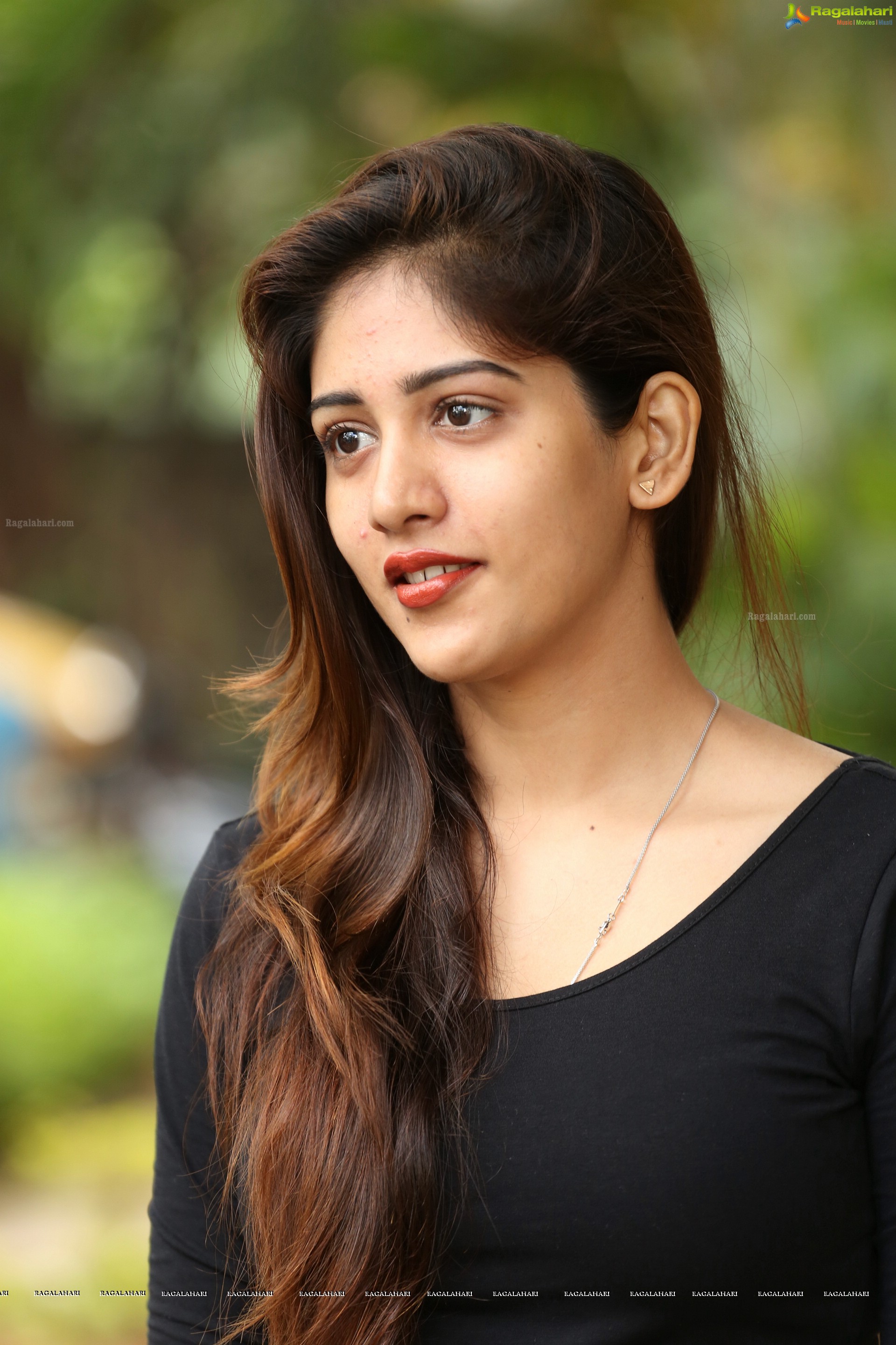 Chandini Chowdary at Howrah Bridge Teaser Launch (High Definition)