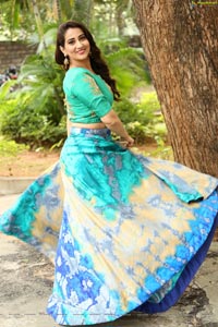 Anchor Manjusha Photoshoot