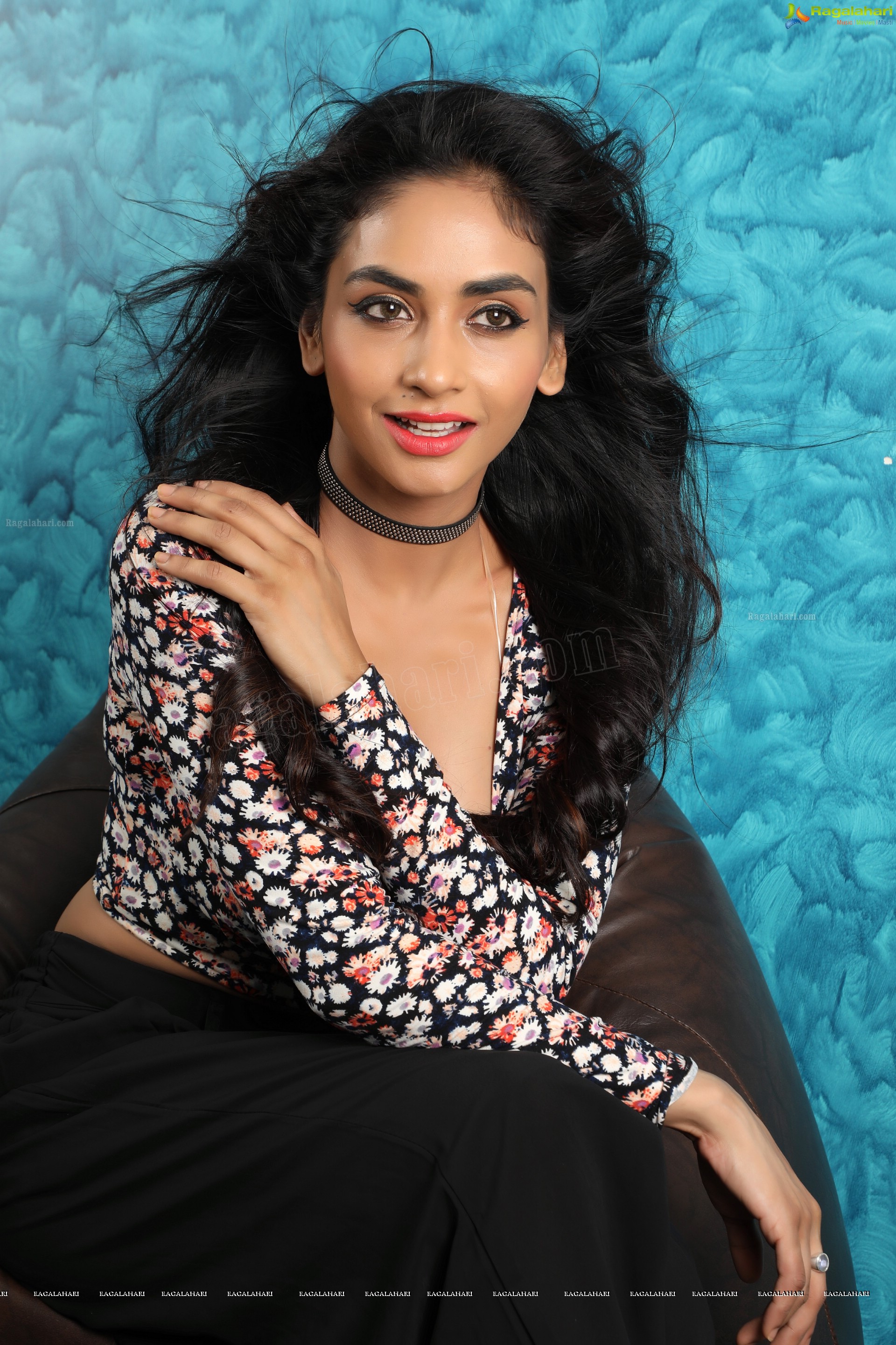 Poojaa Sree (Exclusive) (High Definition)