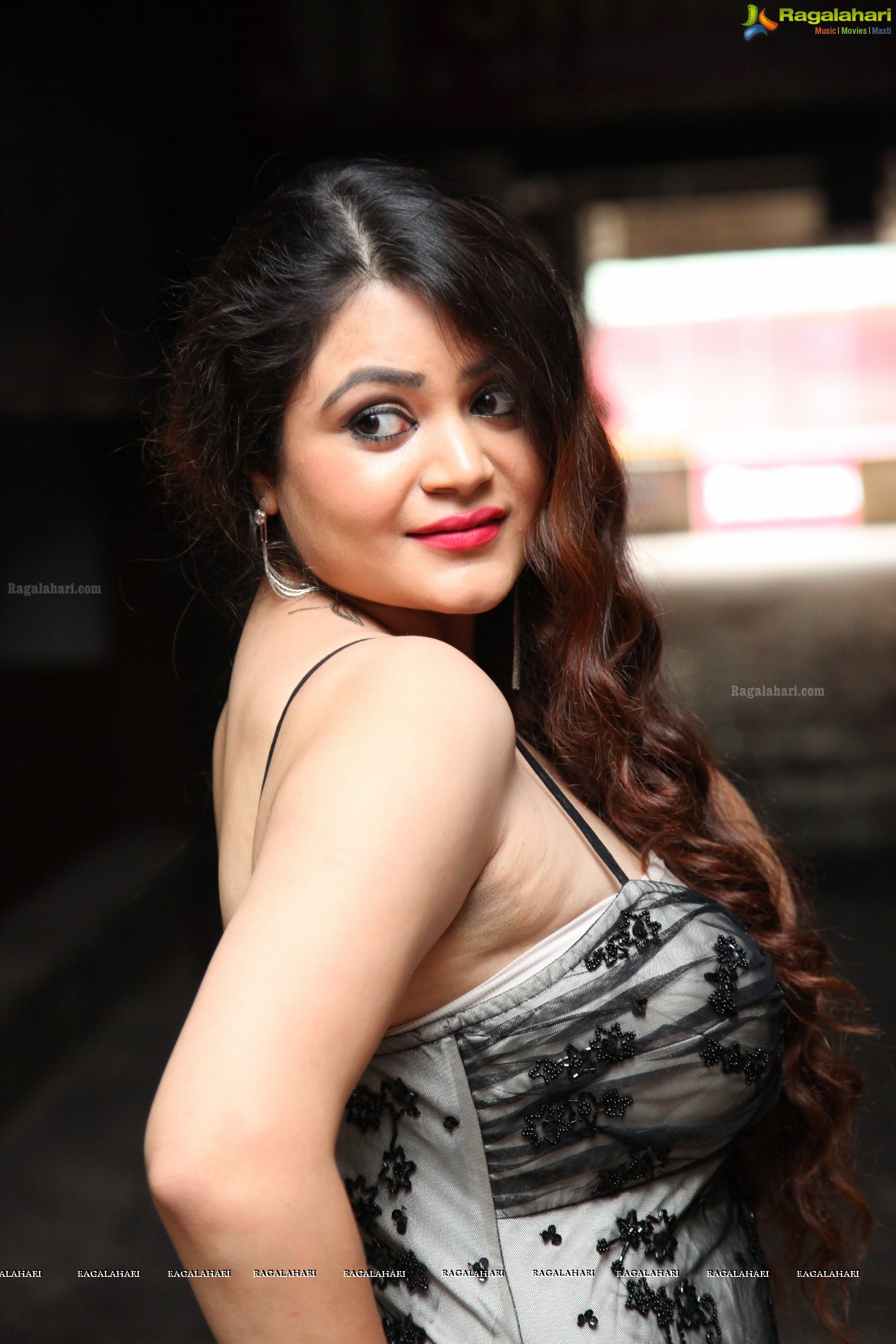 Akshitha Sethi at He's Collections (Posters)