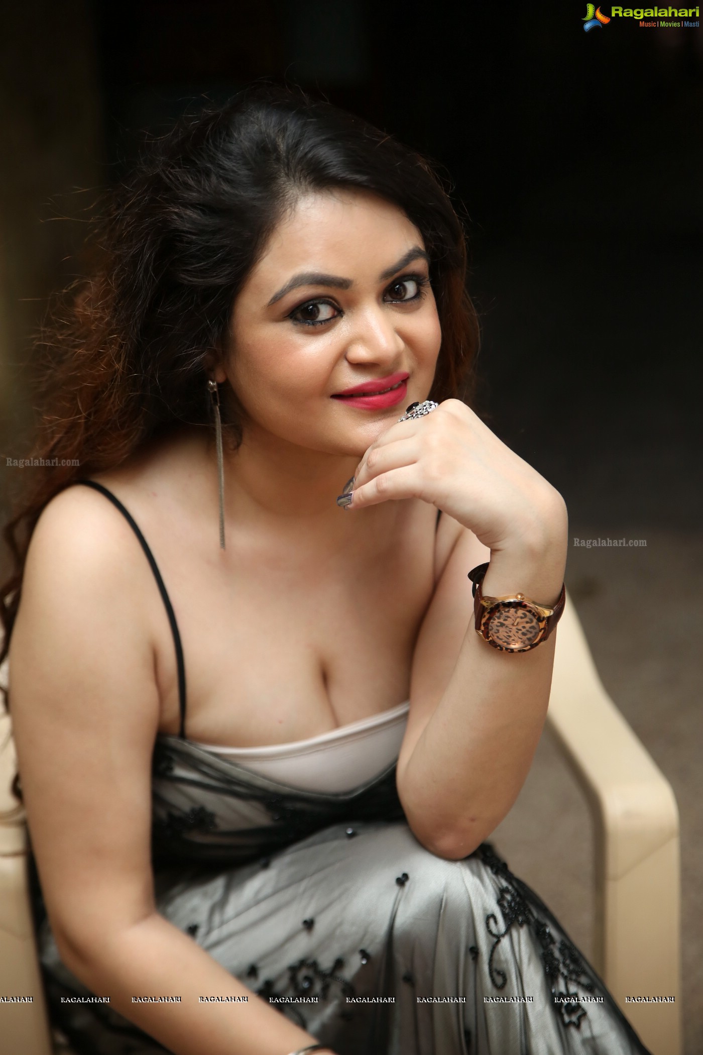 Akshitha Sethi at He's Collections (Posters)