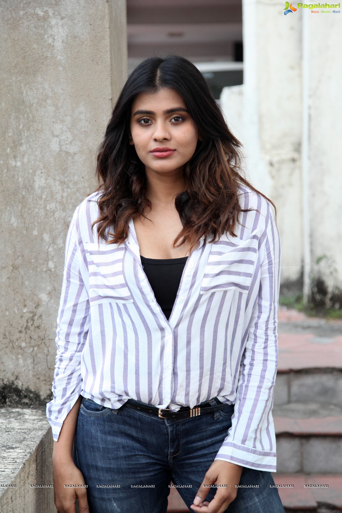 Hebah Patel at Bajaj Electronics Lucky Draw (Posters)