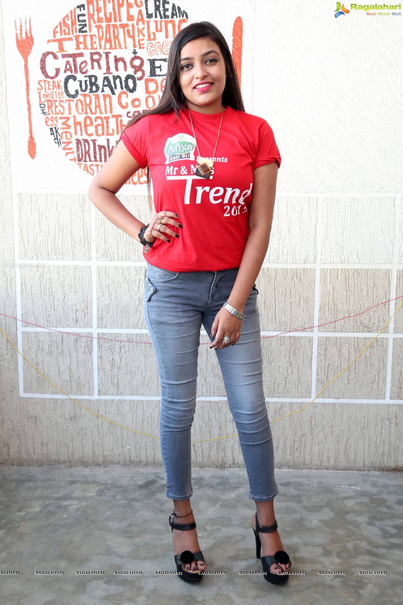 Ashi Princy at Mr and Mrs Trends (Posters)
