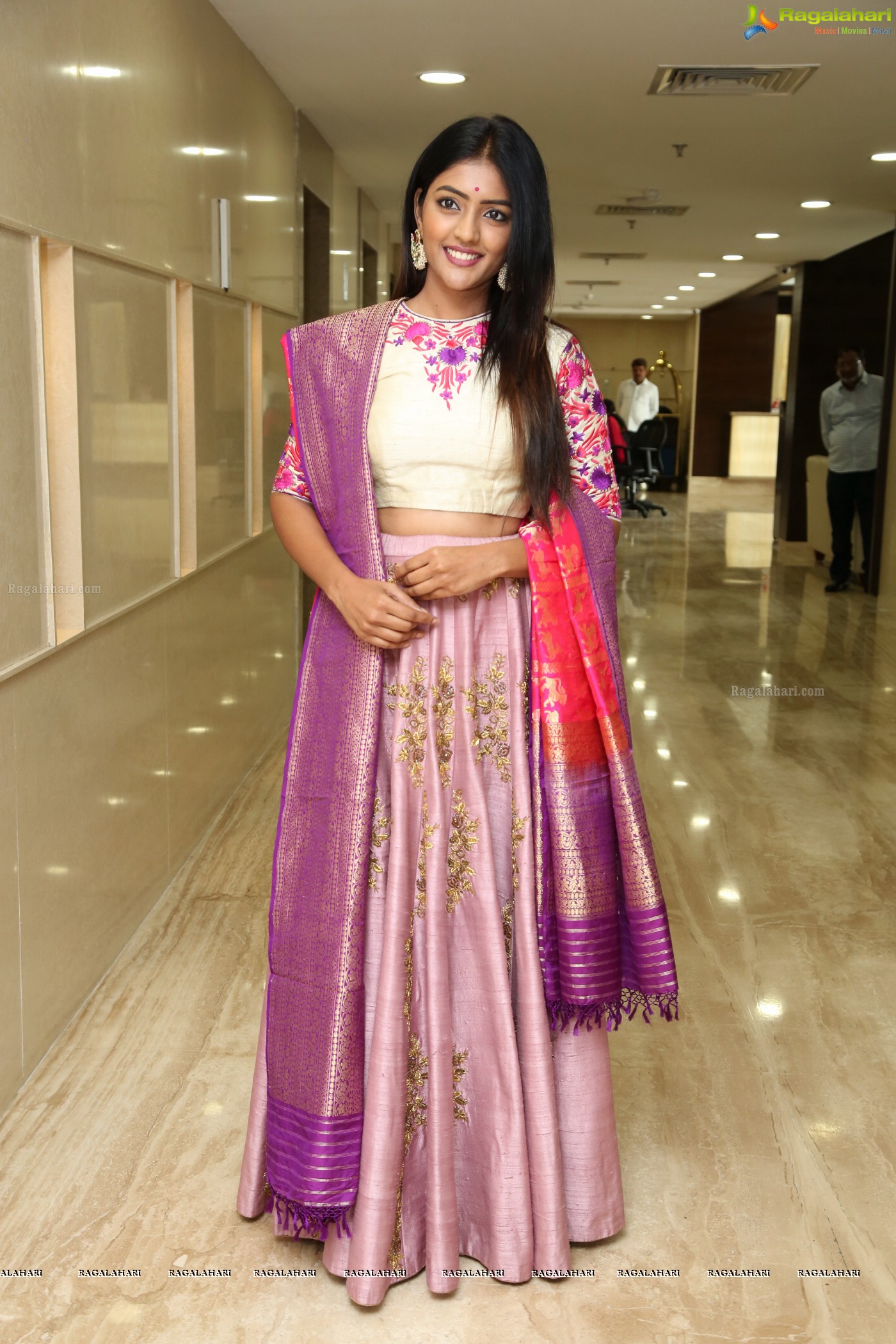 Eesha Rebba at Designer Shravan Kumar Fashion Show