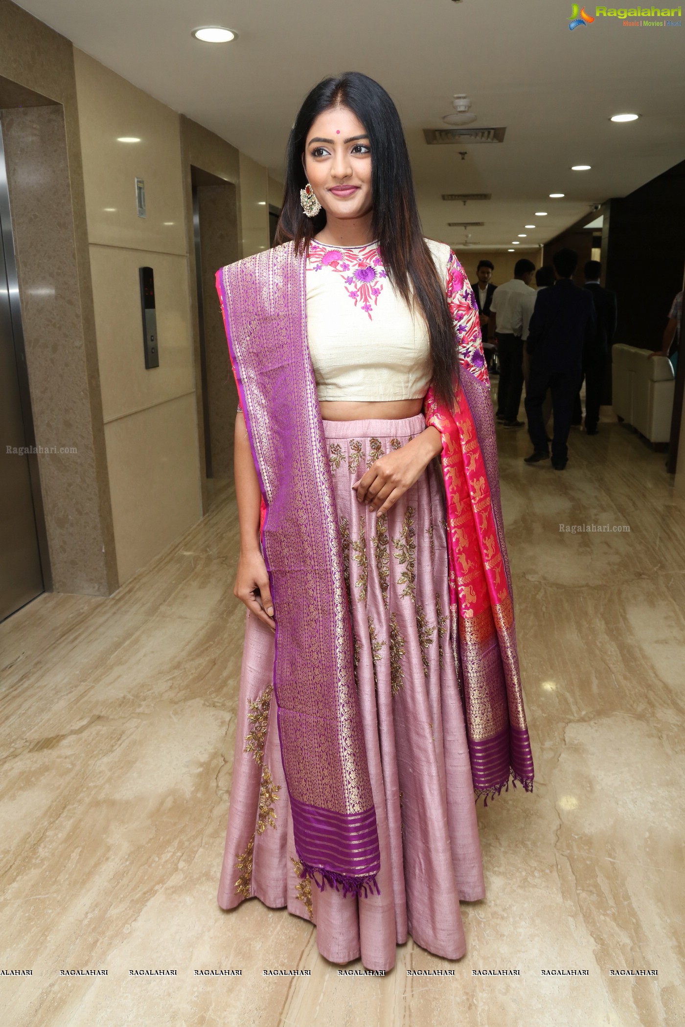 Eesha Rebba at Designer Shravan Kumar Fashion Show