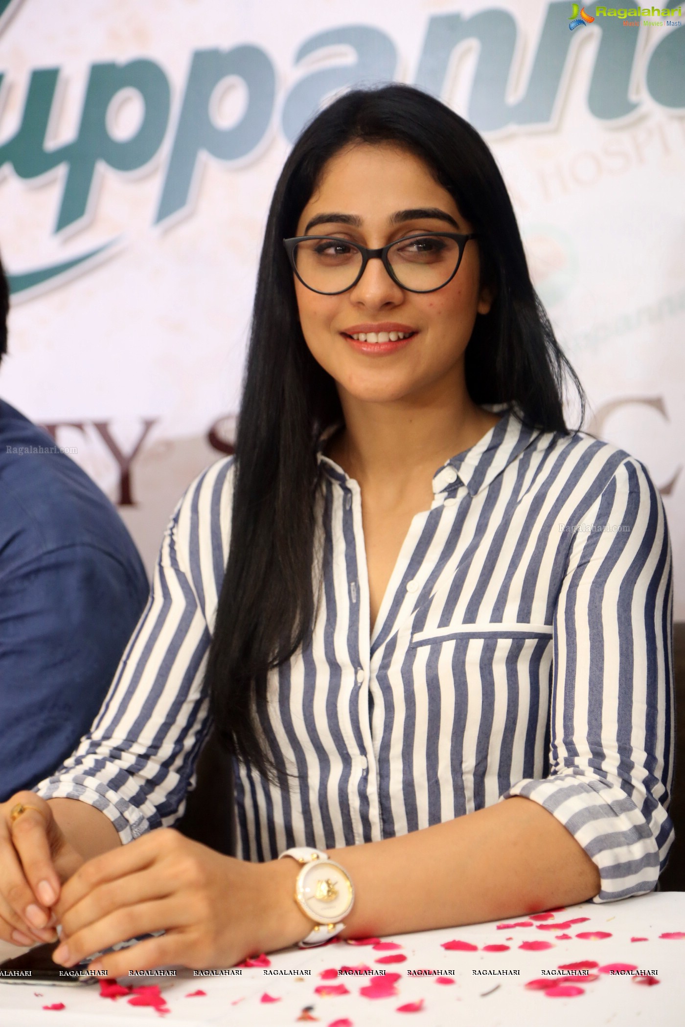 Regina Cassandra at Junior Kuppana Launch (Posters)