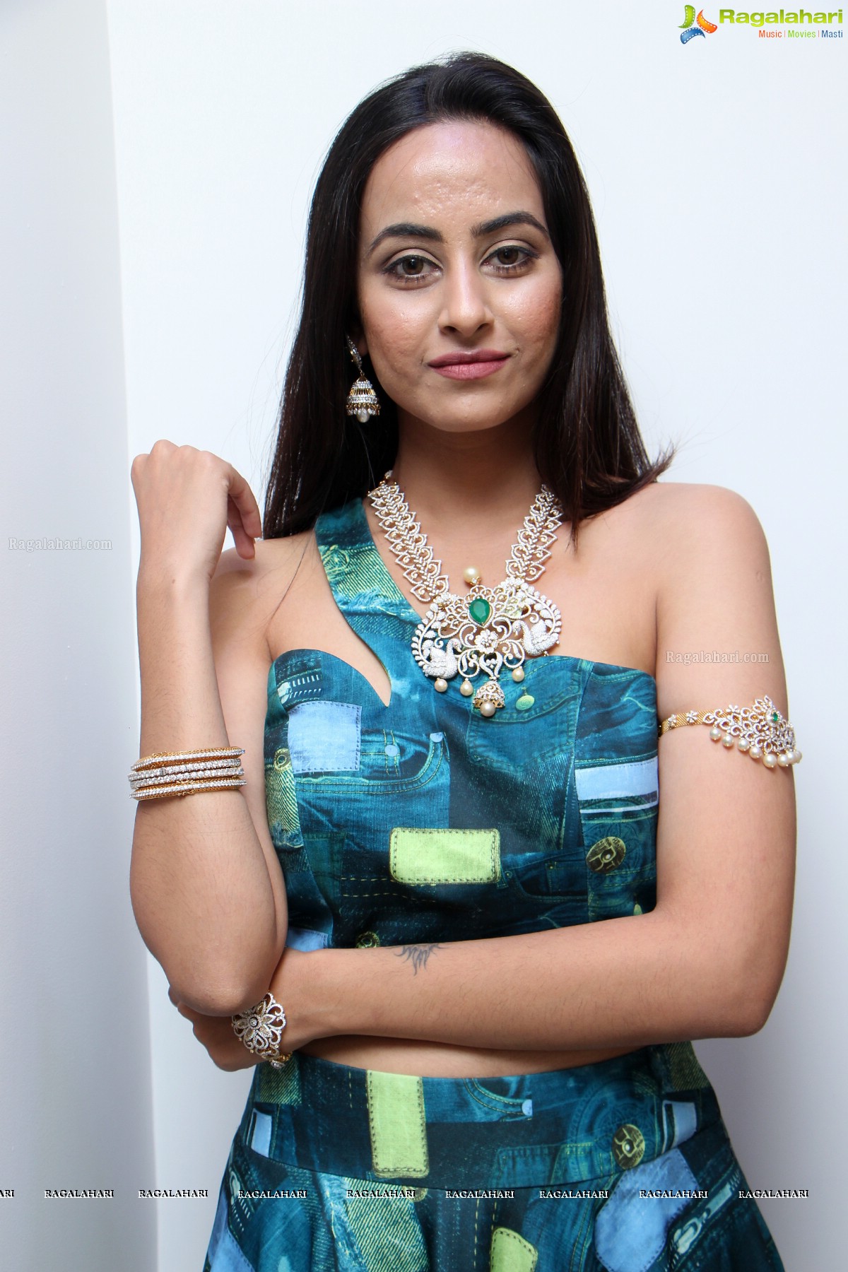 Ameeksha Amy Pawar at Manepally Jewellers 127th Anniversary Celebrations