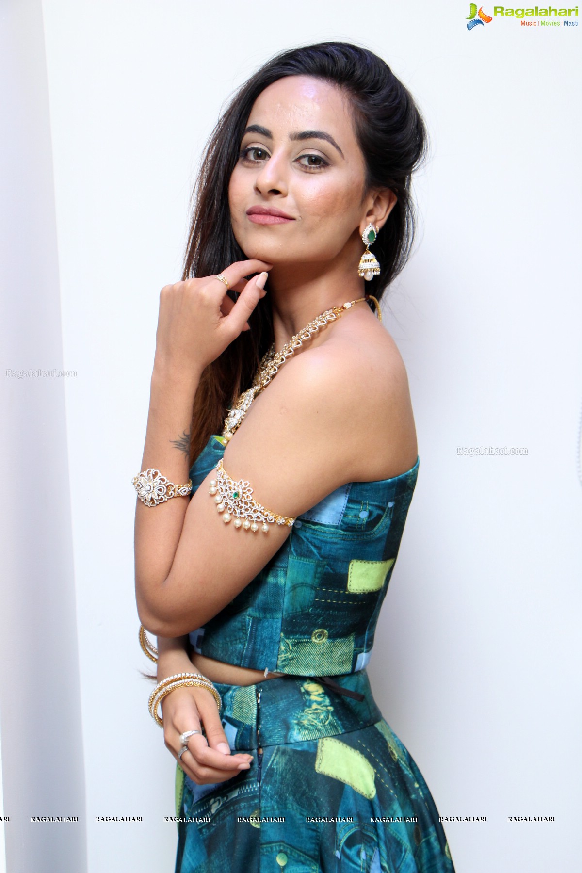 Ameeksha Amy Pawar at Manepally Jewellers 127th Anniversary Celebrations