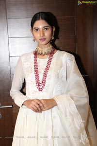 Devika Dhanyuni