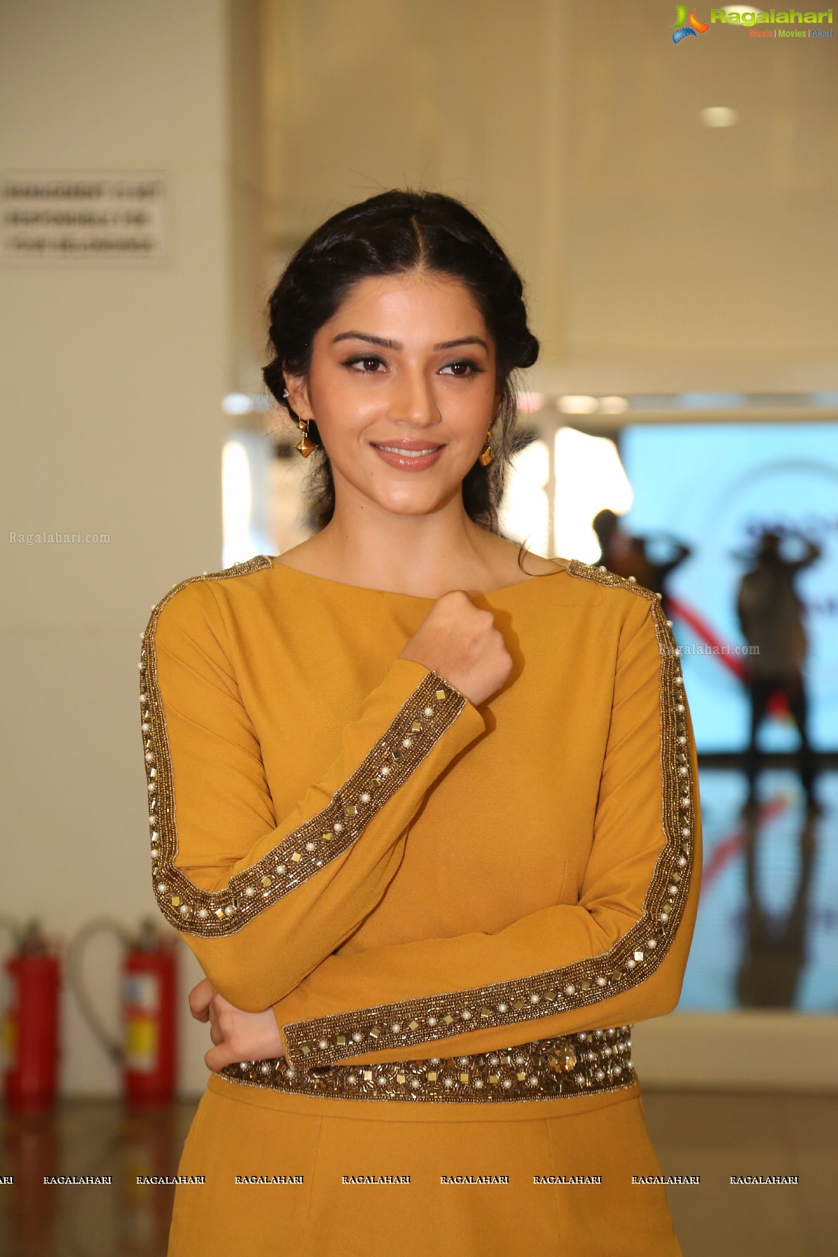 Mehreen Pirzada at Food For Change Event