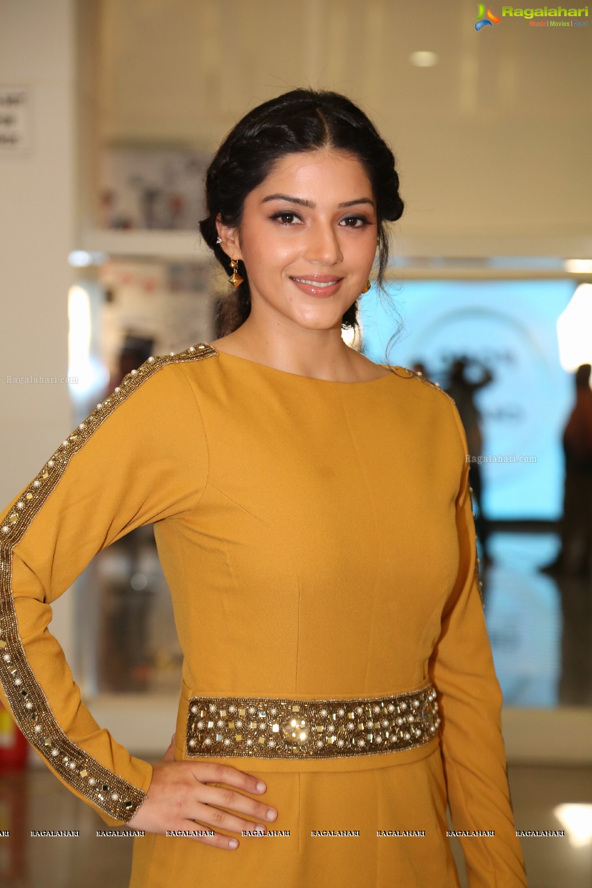 Mehreen Pirzada at Food For Change Event