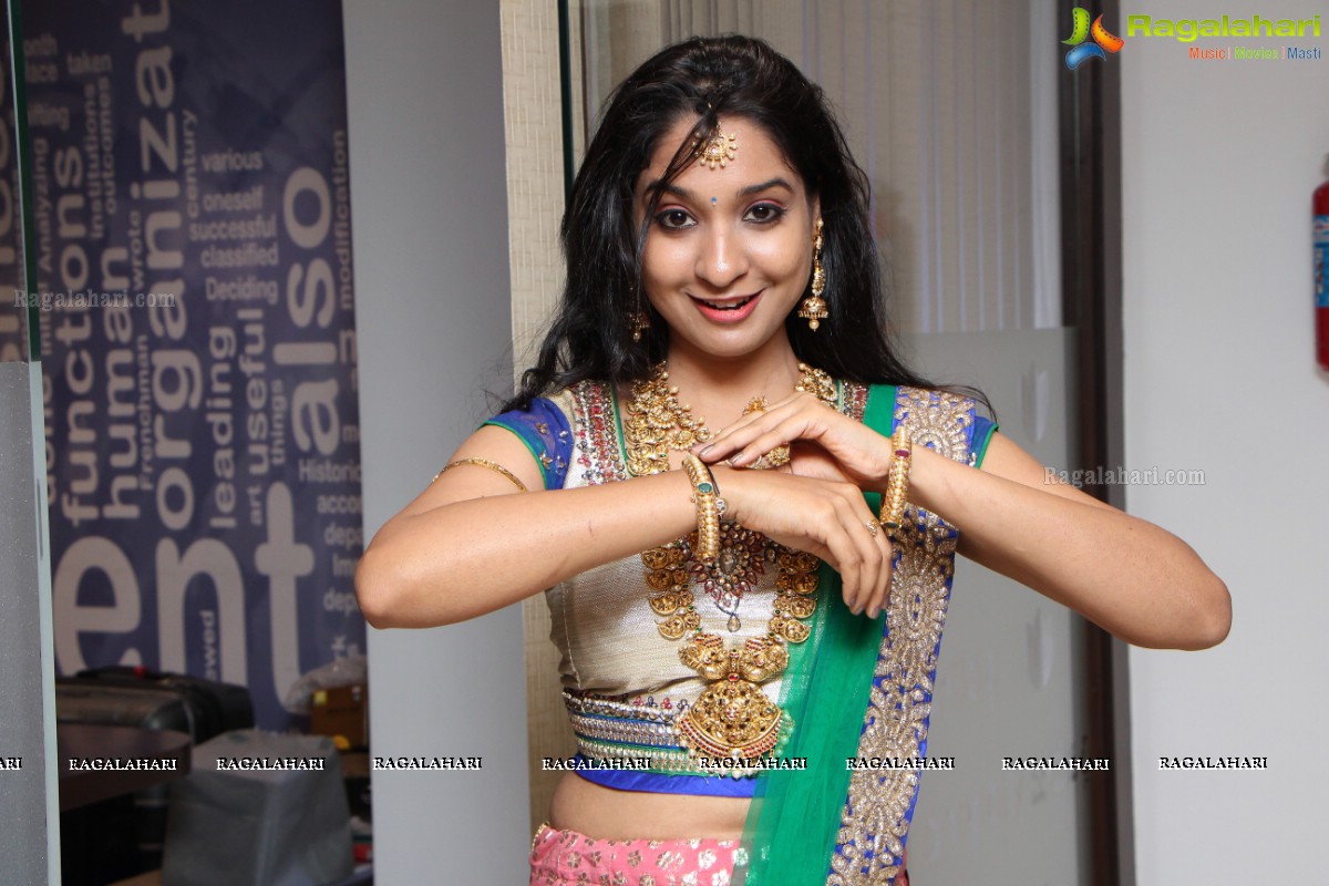 Preethi Parimala Rangepalli at Manepally Jewellers 127th Anniversary Celebrations