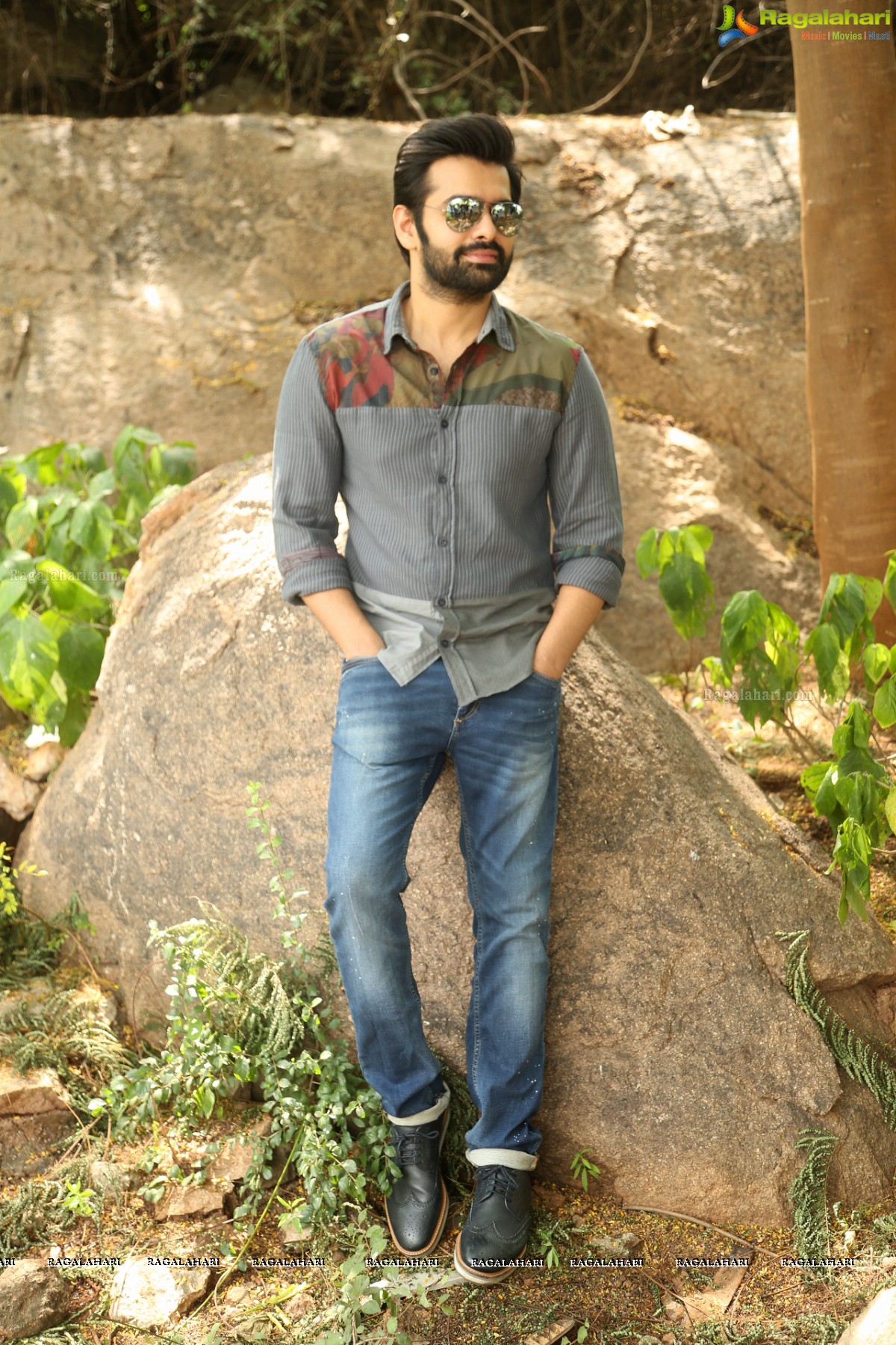 Ram Pothineni at Vunnadhi Okate Zindagi Interview