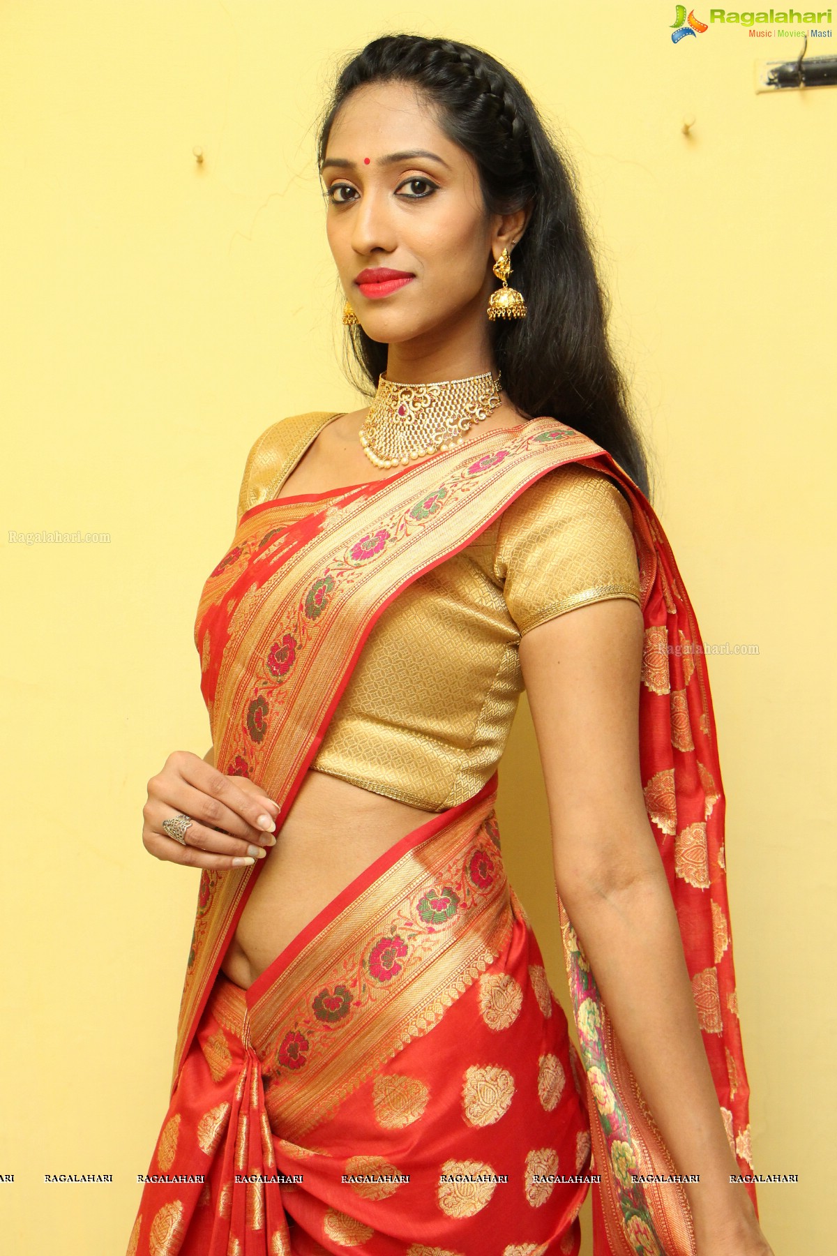Veena Vemula at Kala Silk Handloom Expo Launch