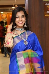 Aanchal @ Chandana Brothers Dasara Collection Launch