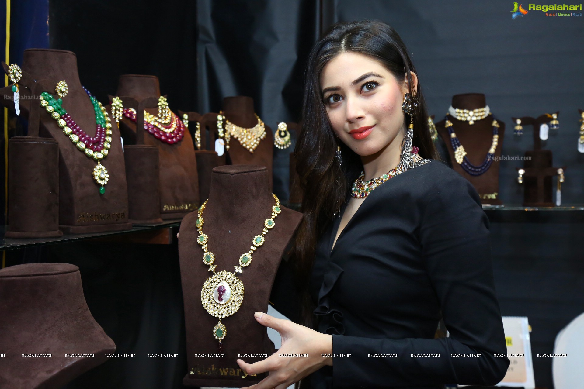 Alankrita Bora @ Sutraa Lifestyle & Fashion Exhibition Launch - HD Gallery