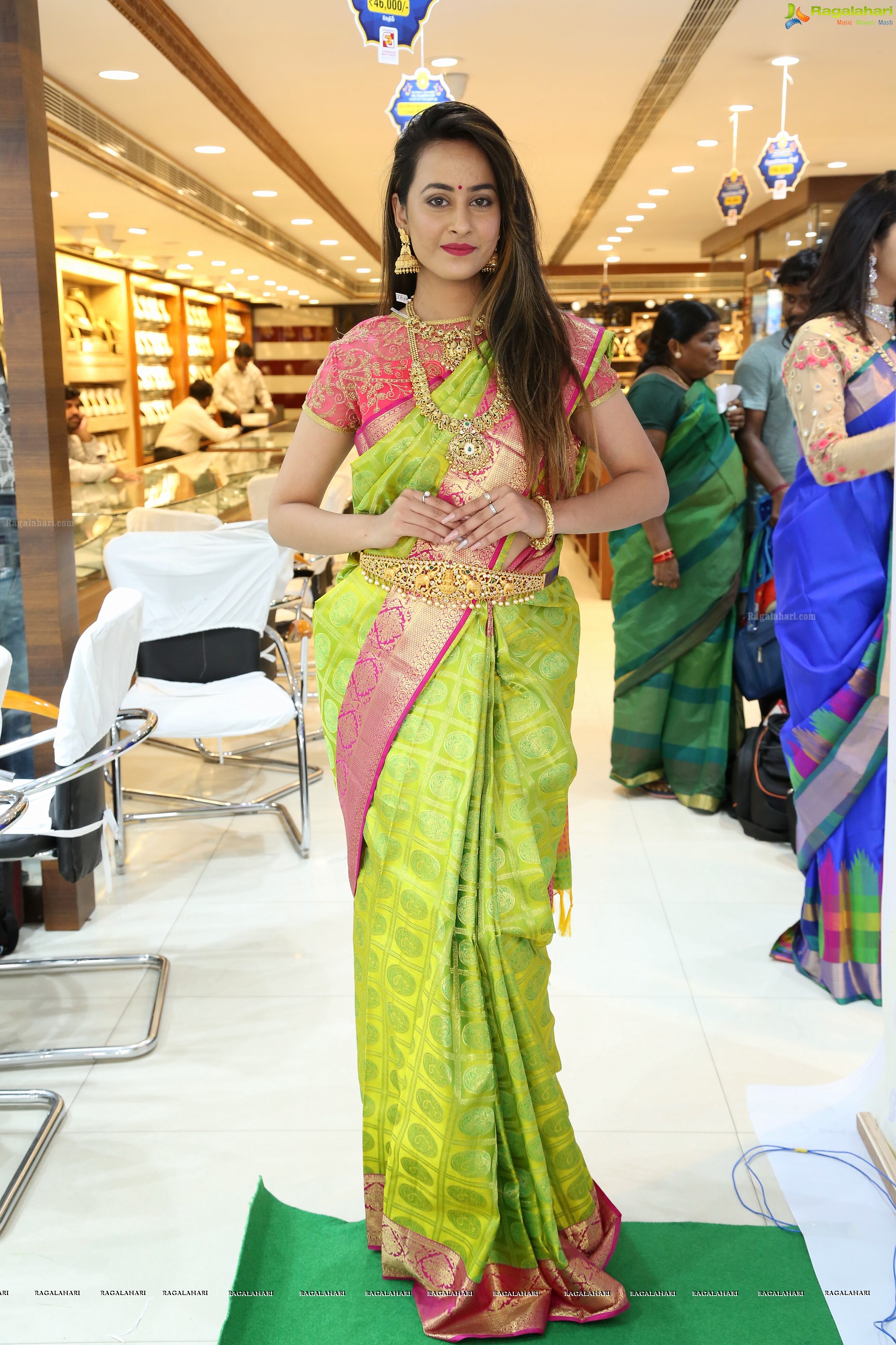 Ameeksha Amy Pawar @ Chandana Brothers Dasara Collection Launch - HD Gallery