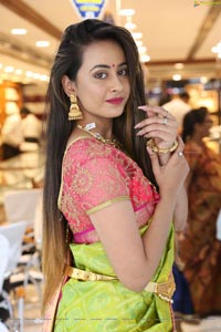 Ameeksha Pawar @ Chandana Brothers Dasara Collection Launch