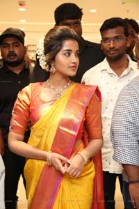 Anupama Parameswaran 