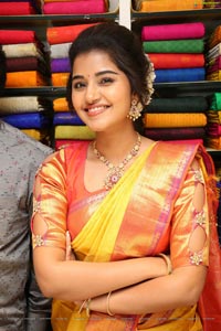 Anupama Parameswaran 