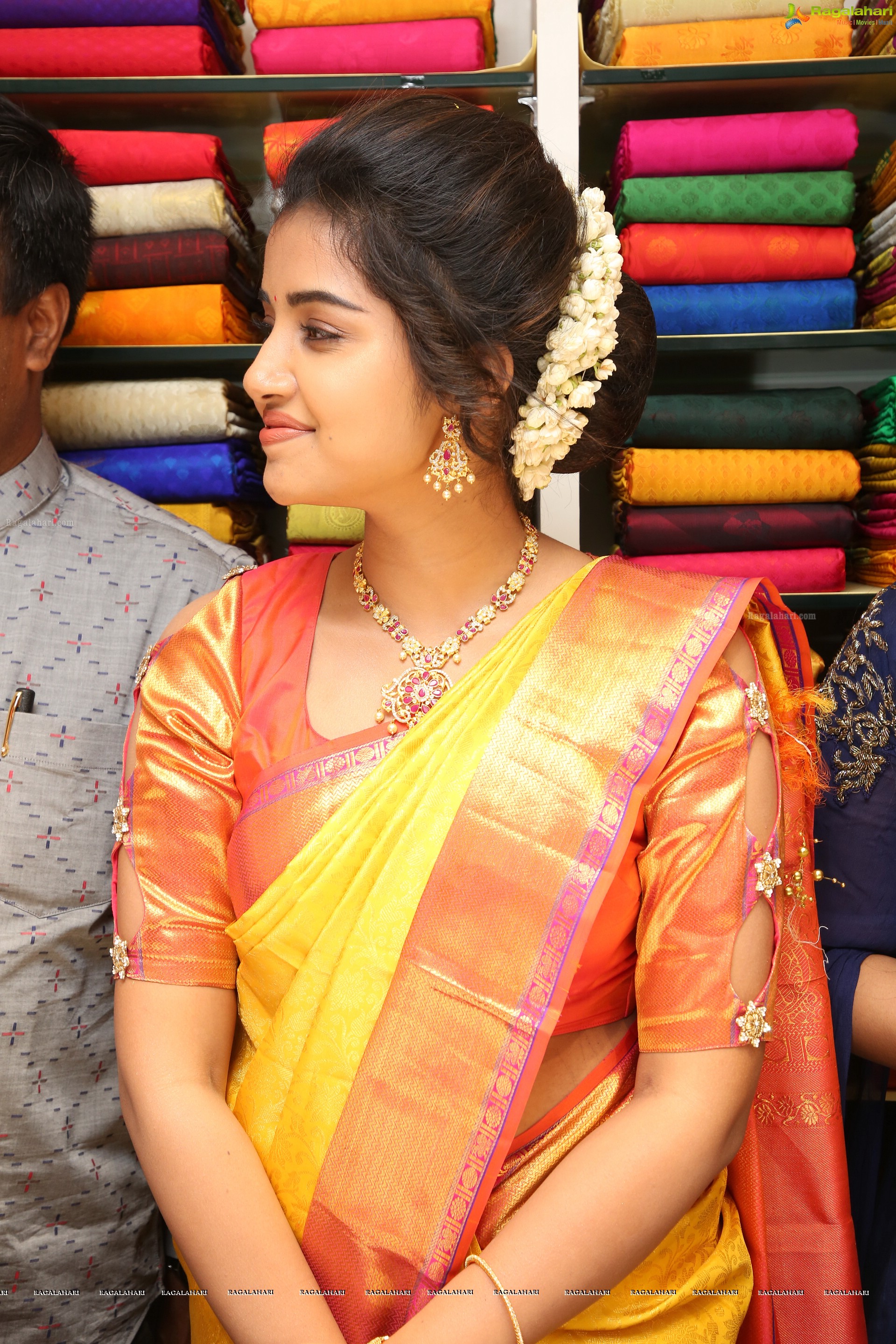 Anupama Parameswaran @ RS Brothers-A S Rao Nagar Launch - HD Gallery