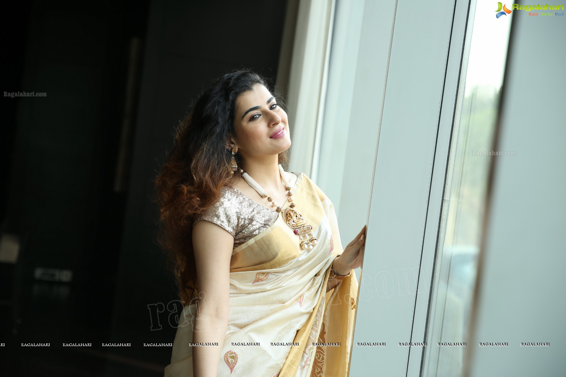 Archana (Exclusive) (High Definition)