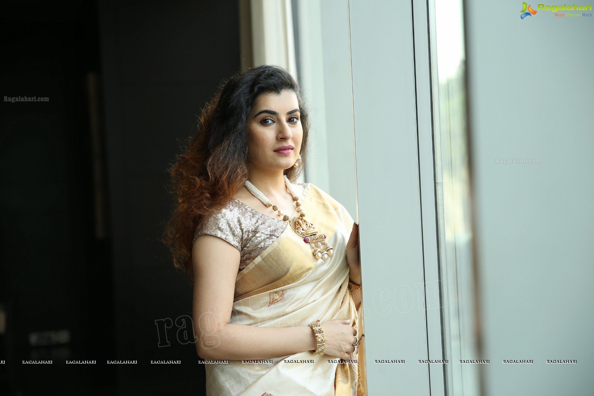 Archana (Exclusive) (High Definition)