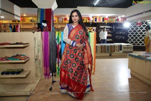 Ishika Singh at Cottage Craft Mela