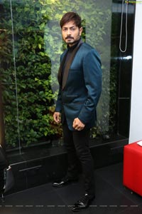 Kaushal Manda at Hair Crush Salon