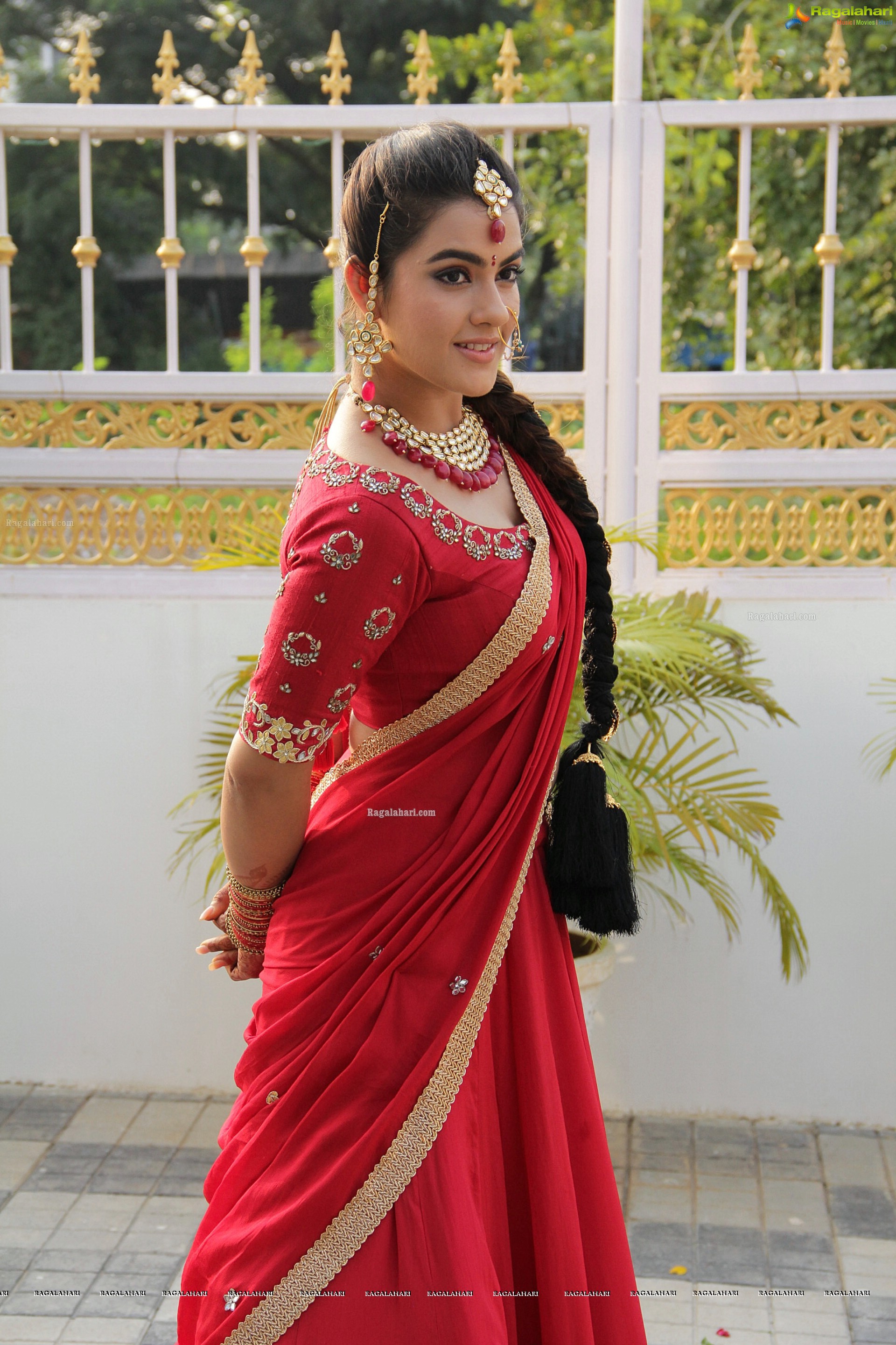 Kavya Thapar - HD Gallery