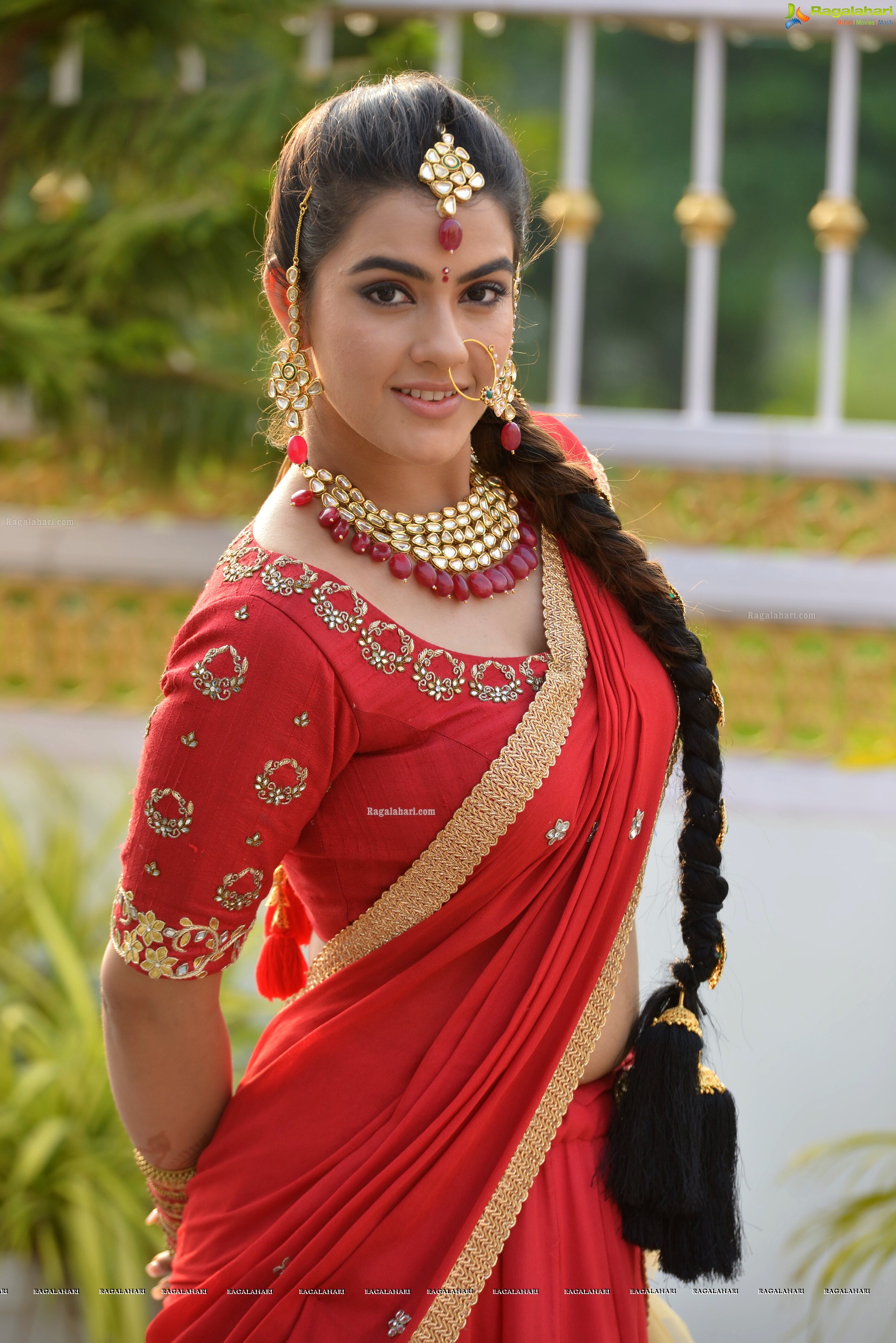 Kavya Thapar - HD Gallery