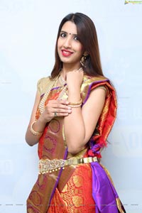 Komal Kalra @ Chandana Brothers Dasara Collection Launch