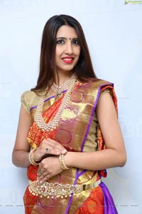 Komal Kalra @ Chandana Brothers Dasara Collection Launch