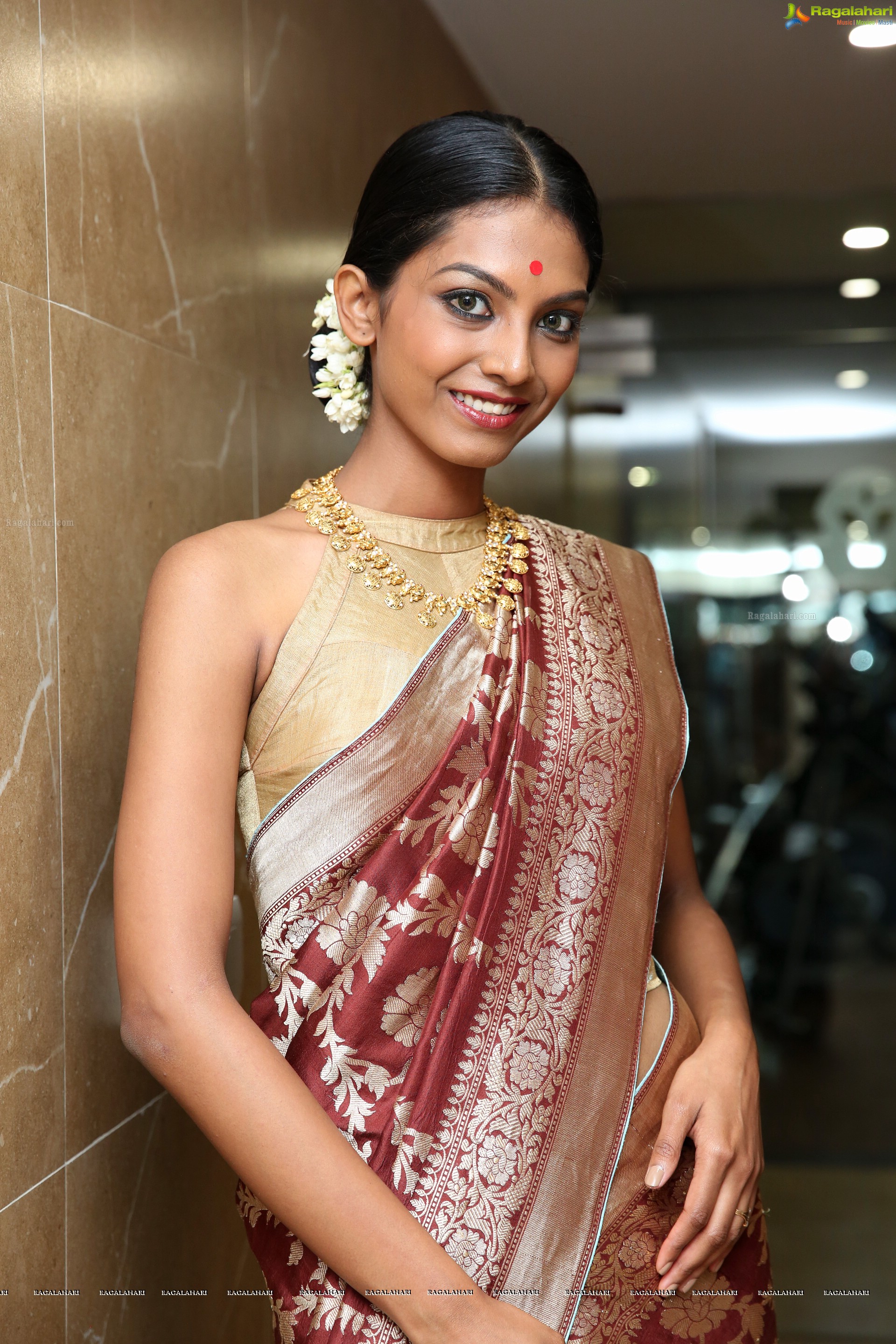 Madhu Sri @ 'The Temple View' Ballroom Launch at Hotel Adobe - HD Gallery